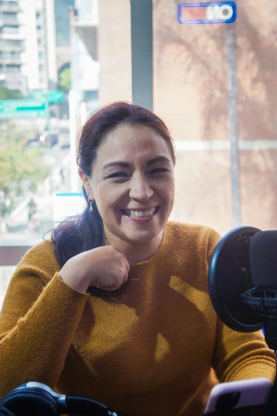 Portada de El Feed de la Semana, programa de Tu Radio Web en Chacao, Venezuela